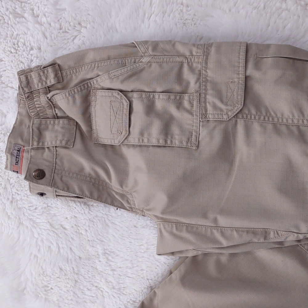 5.11 TACTICAL PANTS. - Picture 17 of 17
